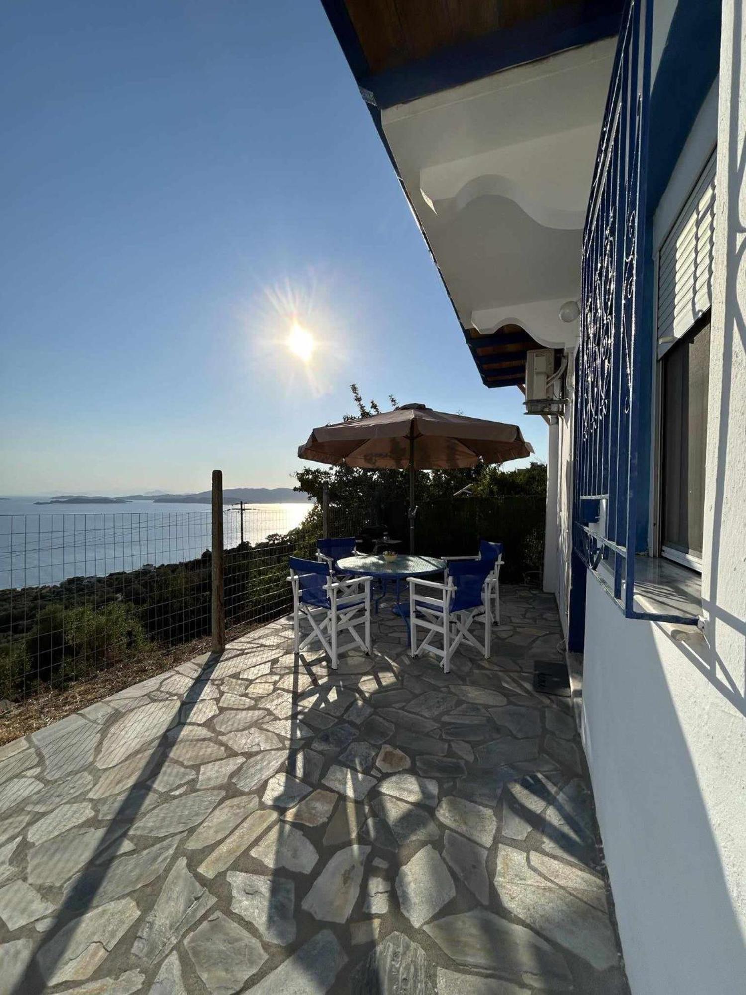 Avgoustina'S Home Glossa Buitenkant foto